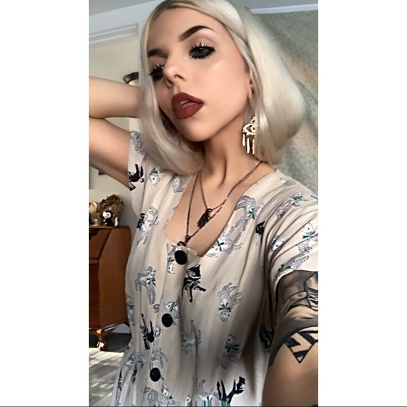 Meet your posh seller! @Lvnarmoth on Instagram - @bloodmilk on depop - Picture 7 of 9